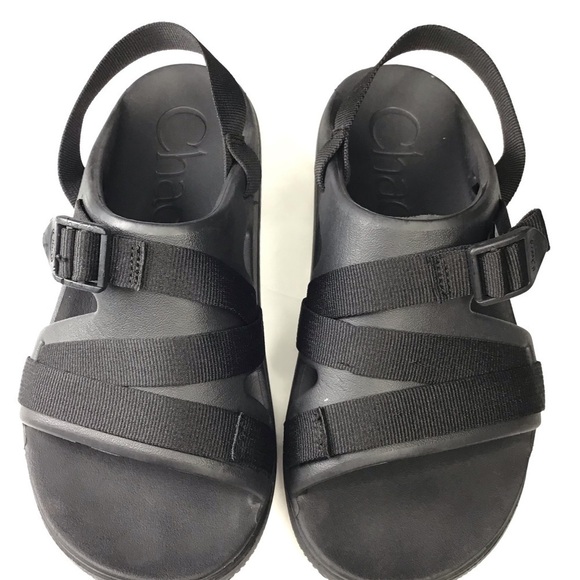 Chaco Chillos Sandal in Black Size 9. - Picture 4 of 15